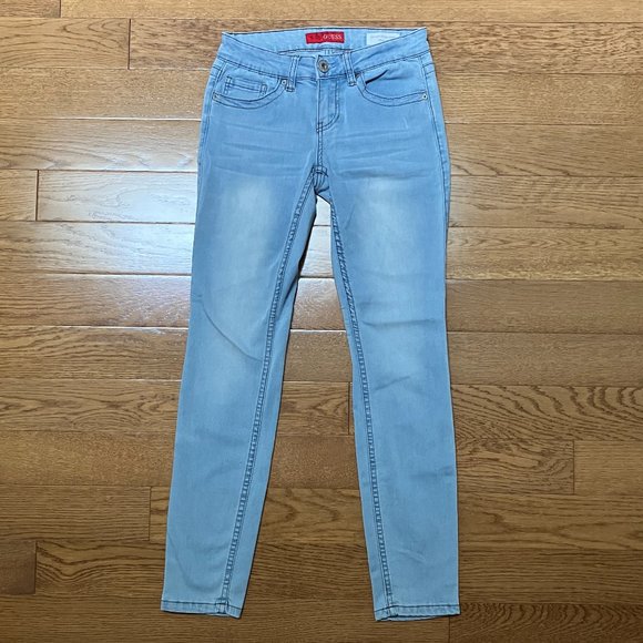 Guess Low Rise Power Skinny Light Wash Jeans - Size 26 - Picture 2 of 3